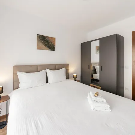 Harizma - Lena Apartment
